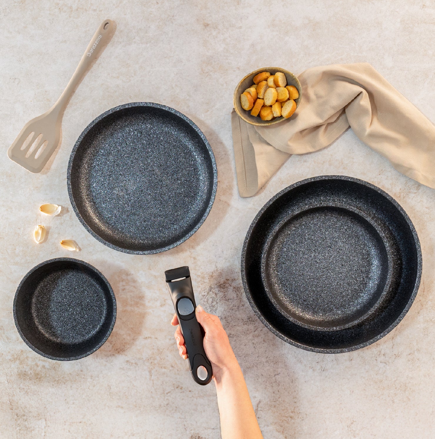 Set of 2 non-stick frying pans cm 20/24 + detachable handle