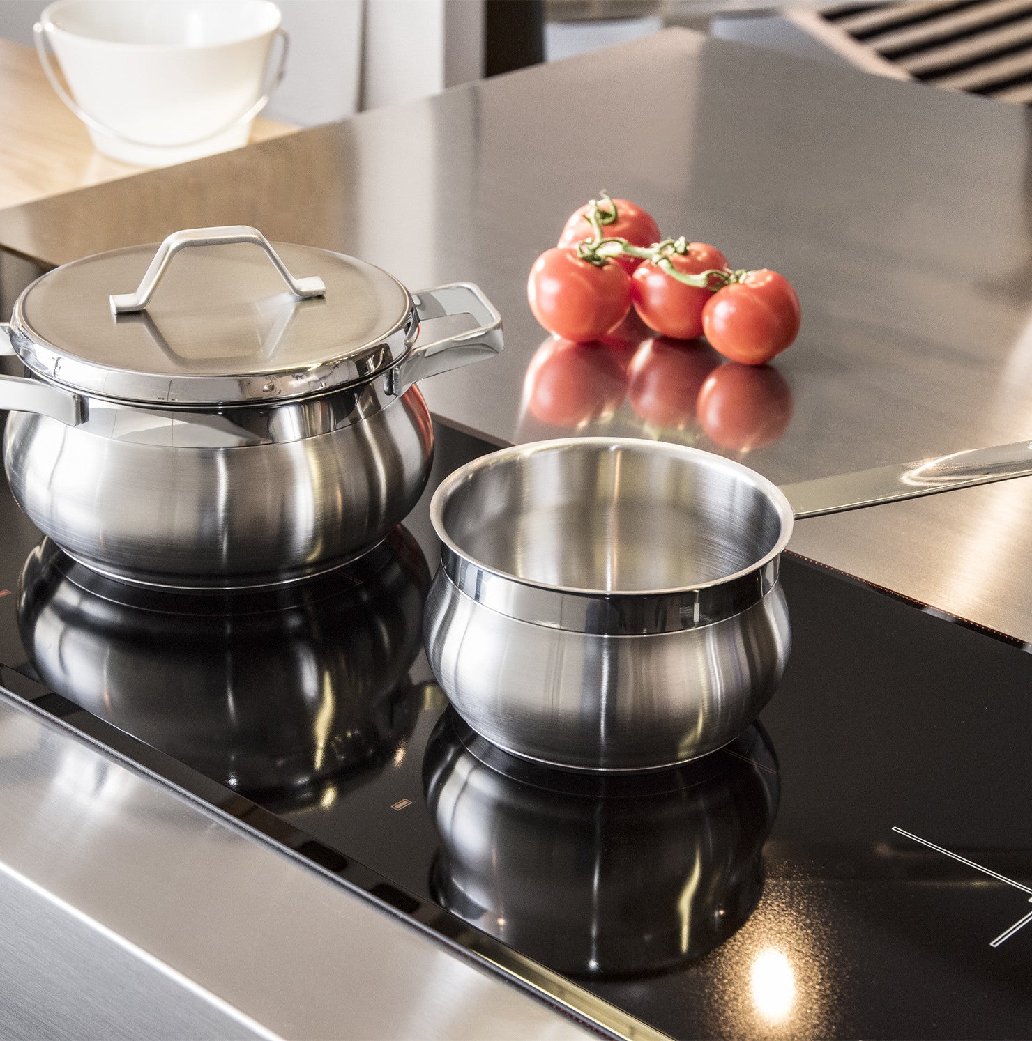 Long Handle Saucepan | Barazzoni SpA