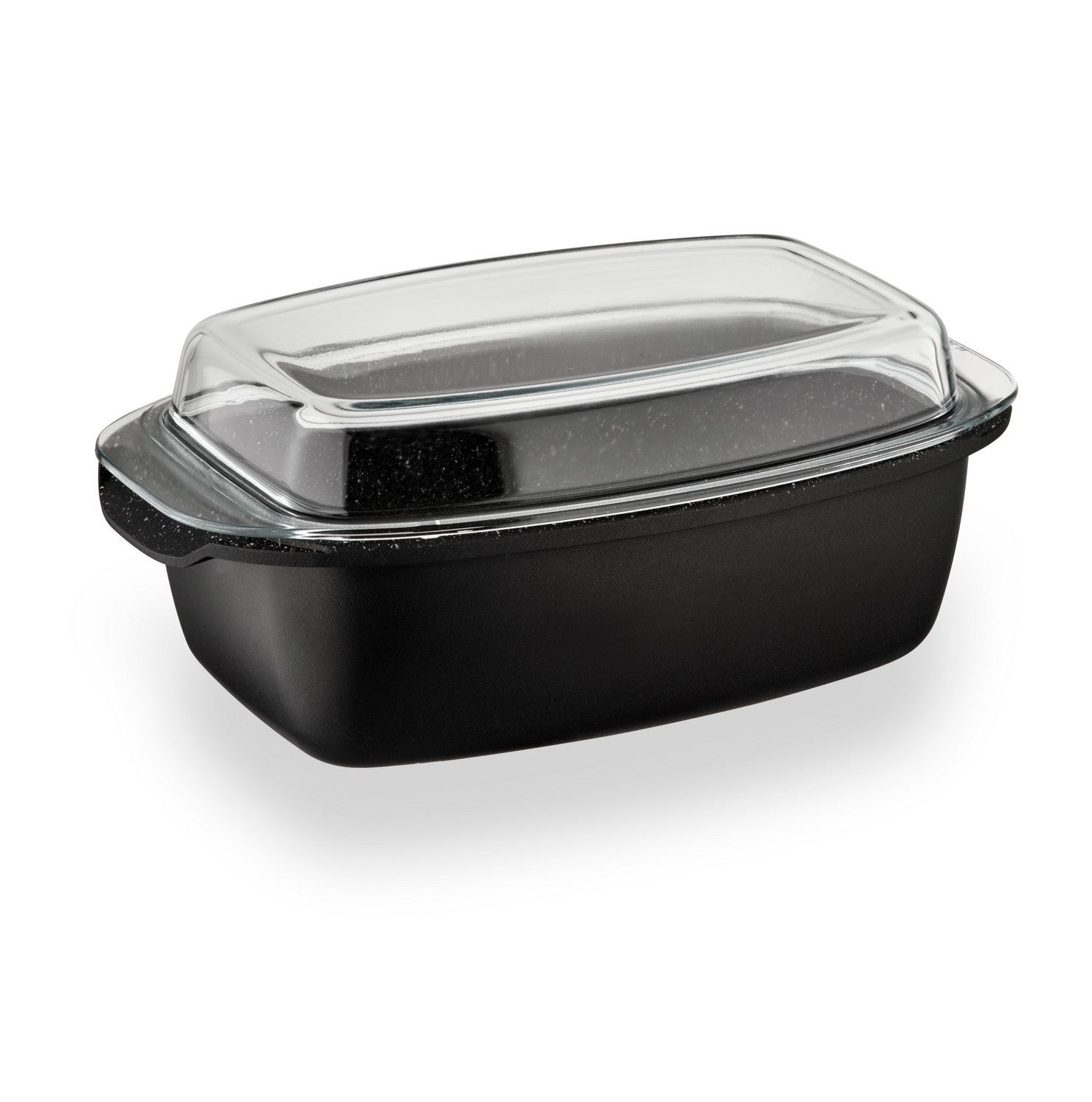Oval saucepan with lid