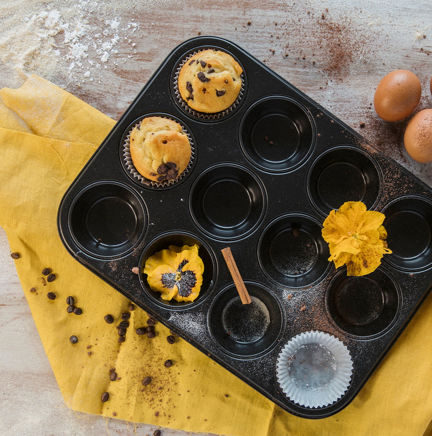 12 muffin pan